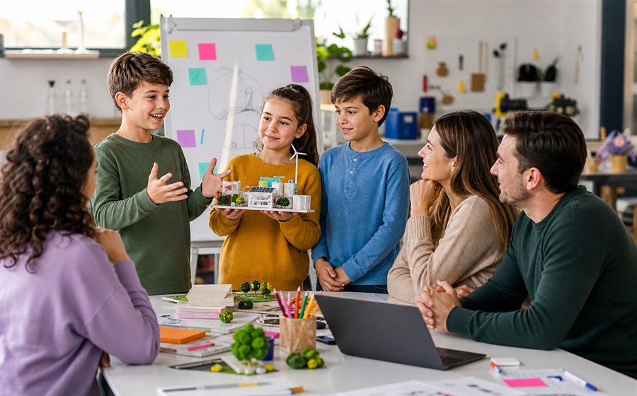 Family learning with YounGo